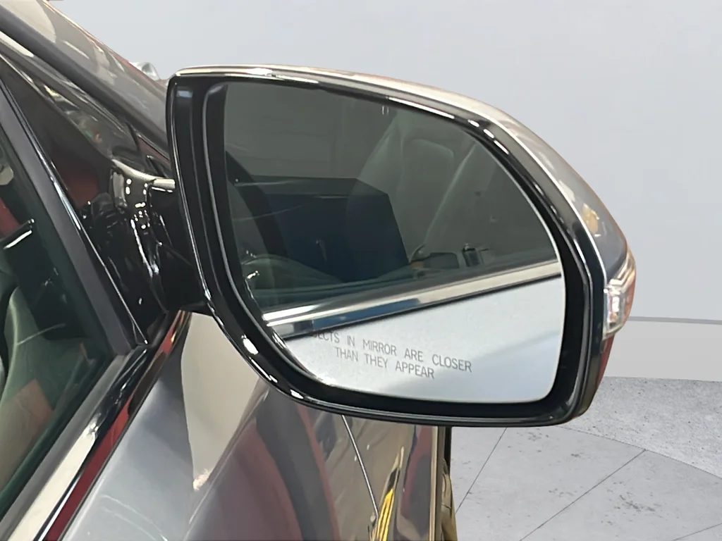 Used 2017 Gray Hyundai Limited Ultimate image 43