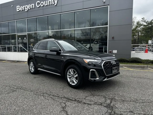 Used 2023 Mythos Black Metallic Audi S line Premium image 3
