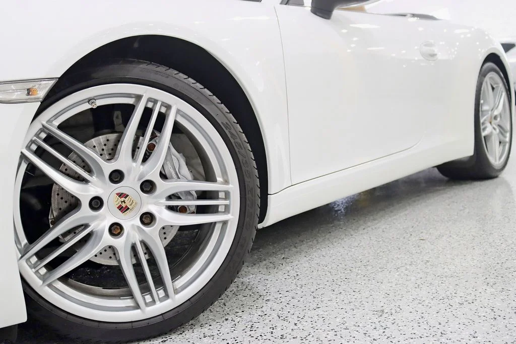 Used 2014 White Porsche Carrera image 5