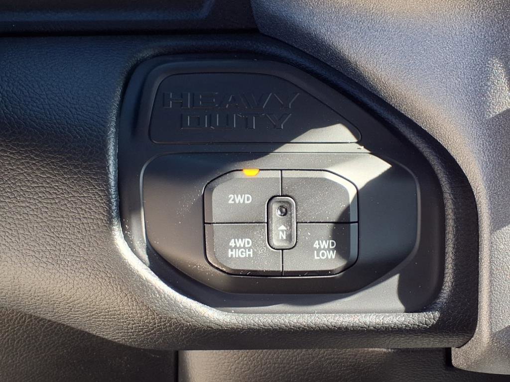 2025 RAM 3500 Chassis Tradesman - Photo 10