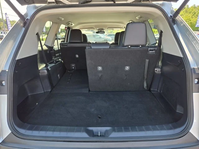 Used 2025 Silver Toyota XLE image 16
