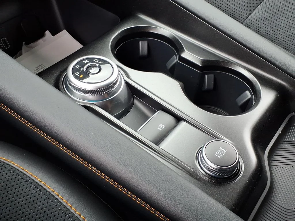 New 2026 Carbonized Gray Metallic Ford Tremor® image 19