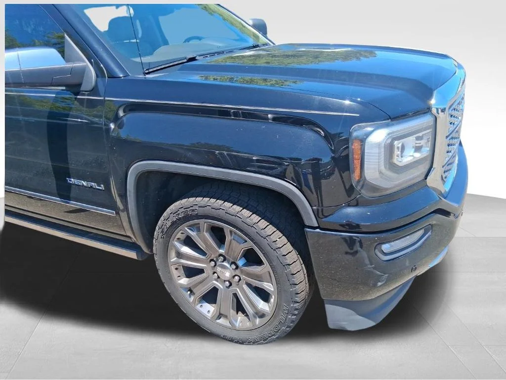 Used 2016 Black GMC Denali image 3