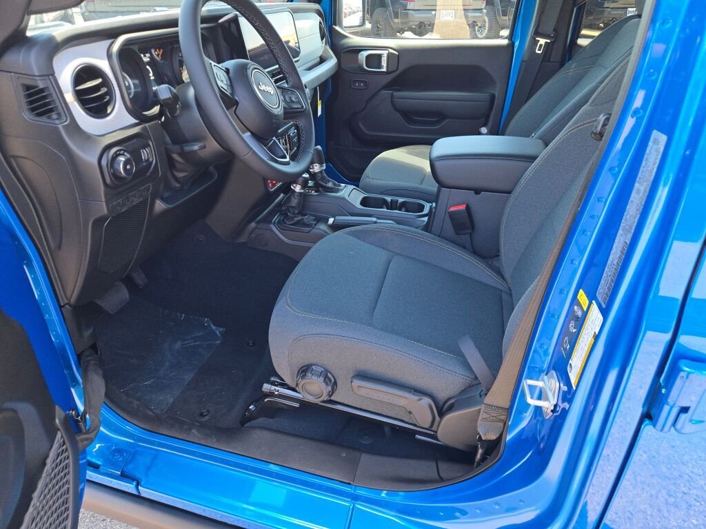 New 2026 Hydro Blue Pearl-Coat Exterior Paint Jeep Willys image 20