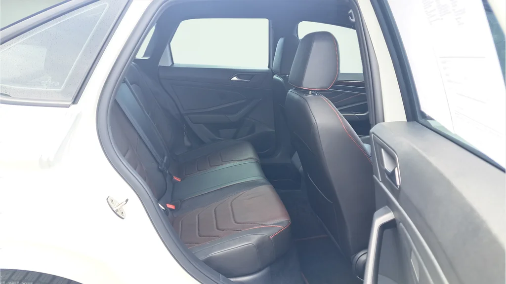 Used 2023 White Volkswagen 2.0T Autobahn image 14