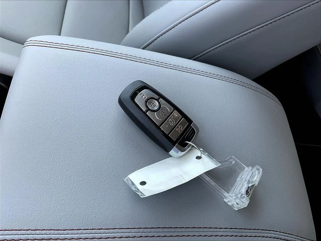 New 2026 Carbonized Gray Metallic Ford Active image 35