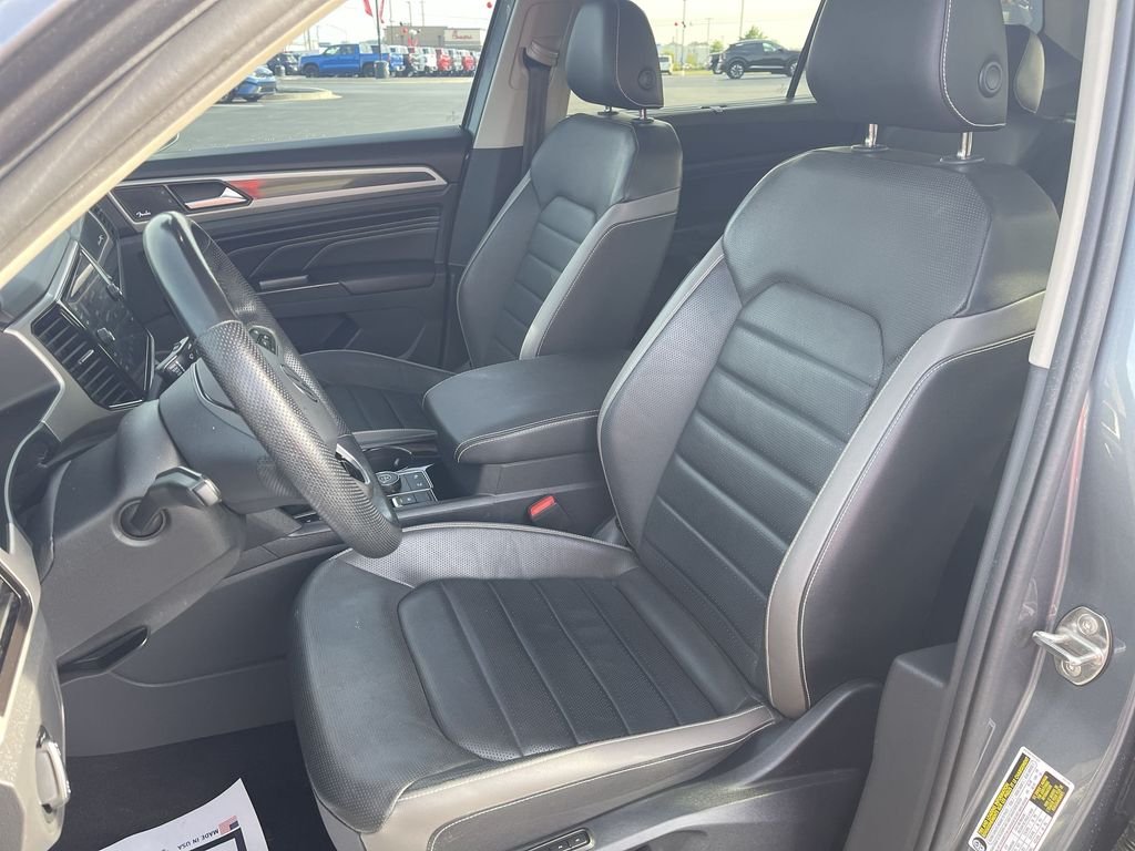 Used 2021 Gray Volkswagen 3.6L V6 SEL Premium R-Line image 15