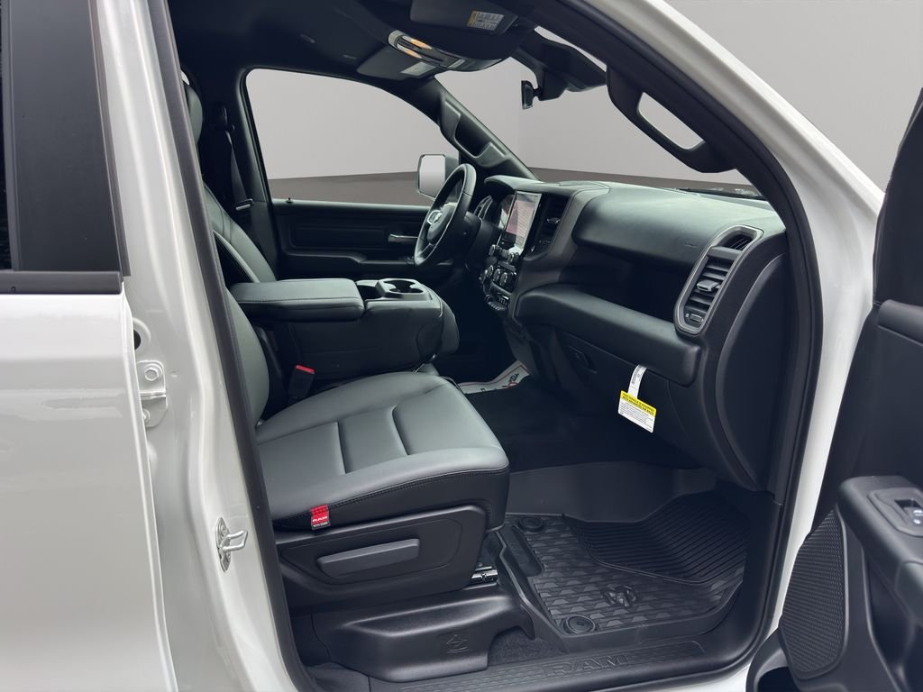 New 2026 Bright White Clear-Coat Exterior Paint RAM Tradesman image 17