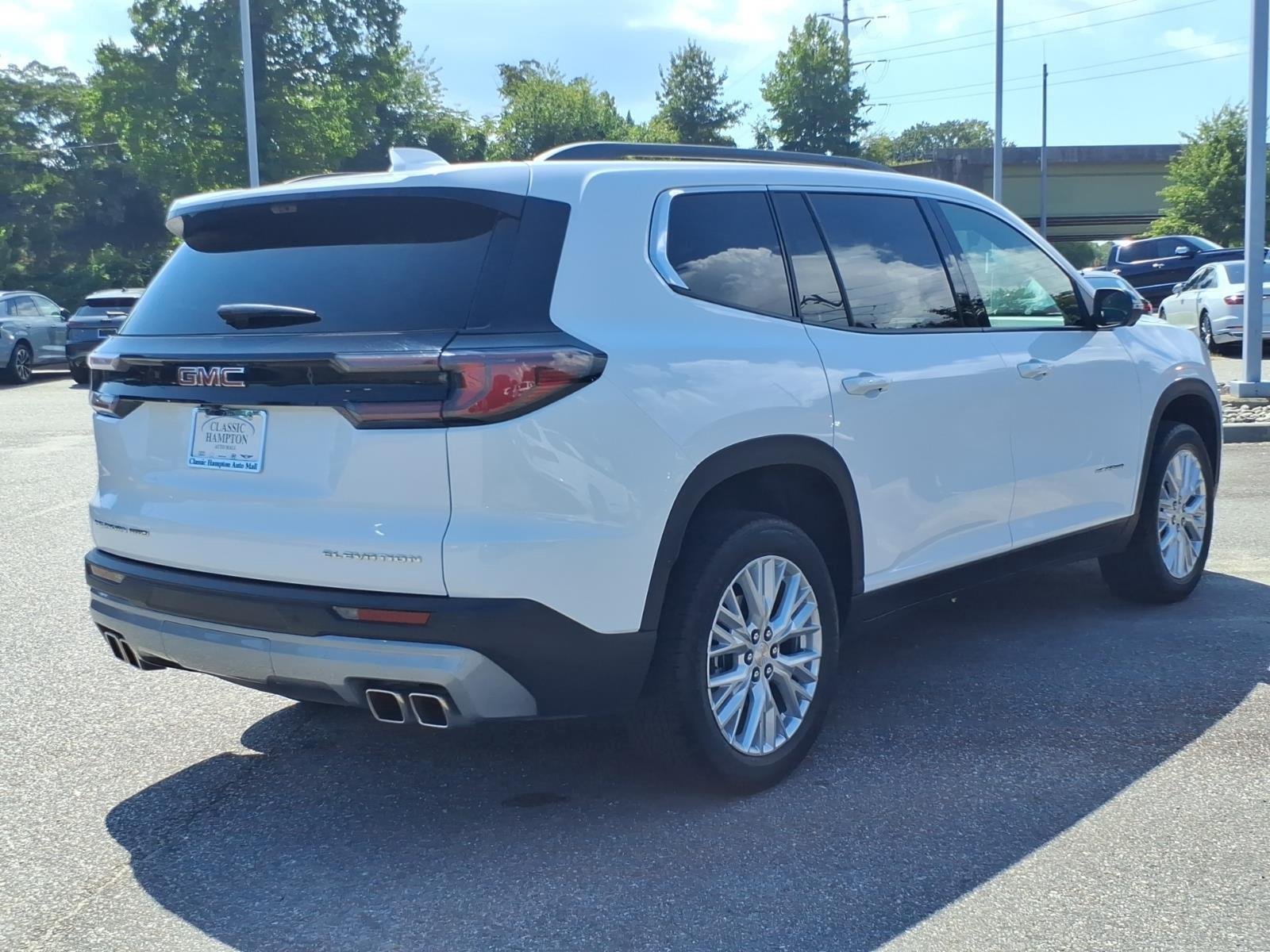 Used 2026 Summit White GMC AWD Elevation image 8