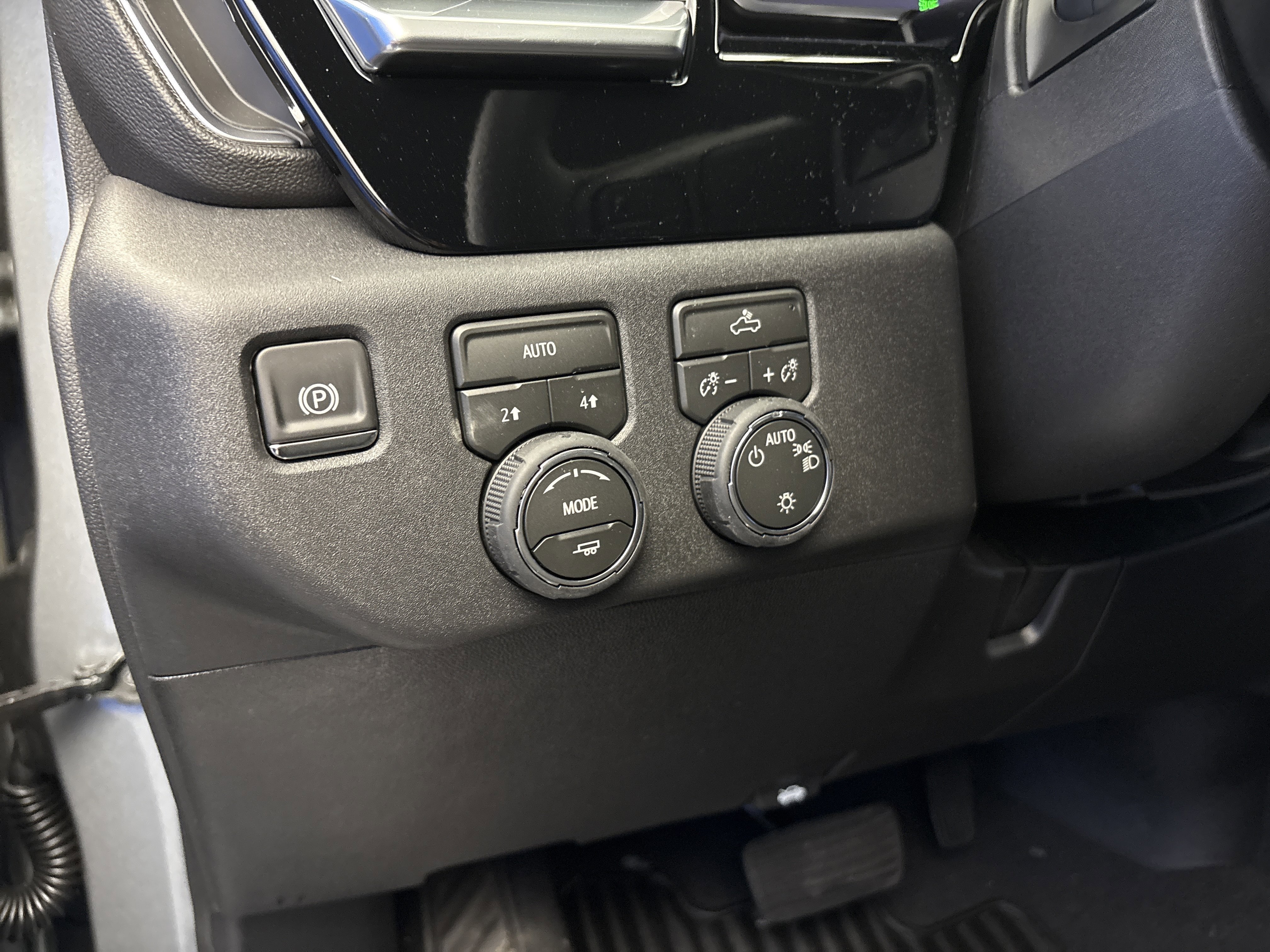 2026 Chevrolet Silverado 1500 LT - Photo 14