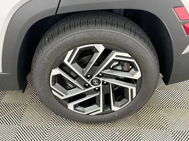 New 2026 Hyundai TUCSON SEL Plus