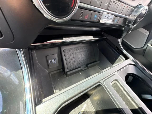 Used 2022 Agate Black Metallic Ford Lariat image 19