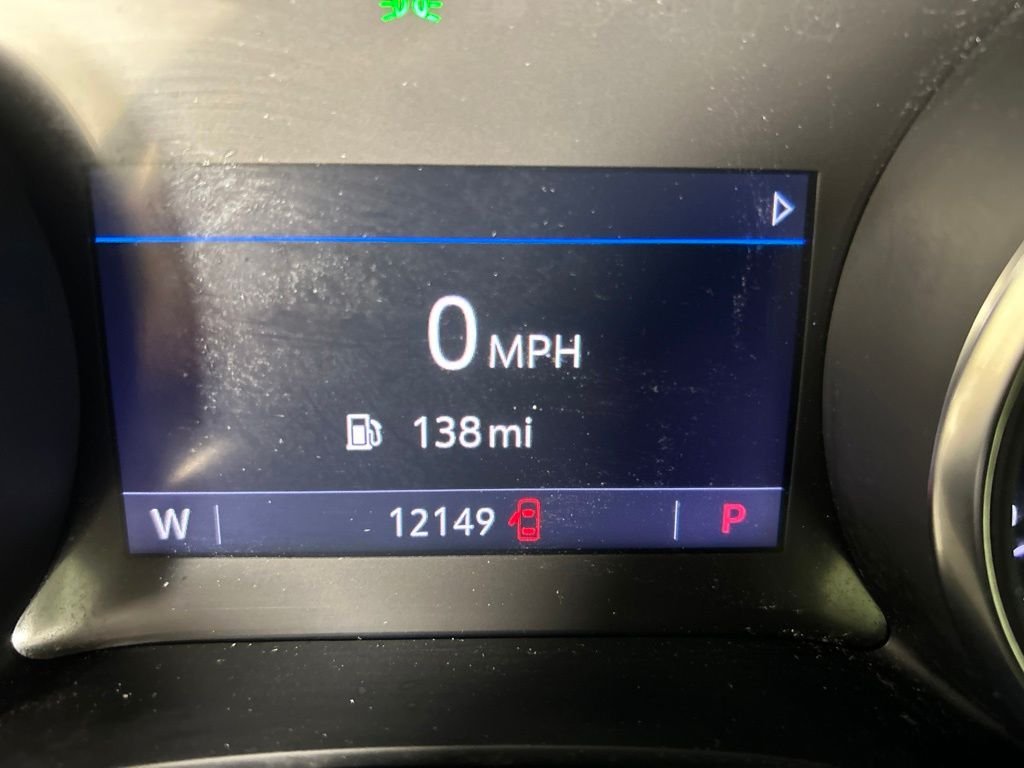 Used 2023 White Buick Select image 19