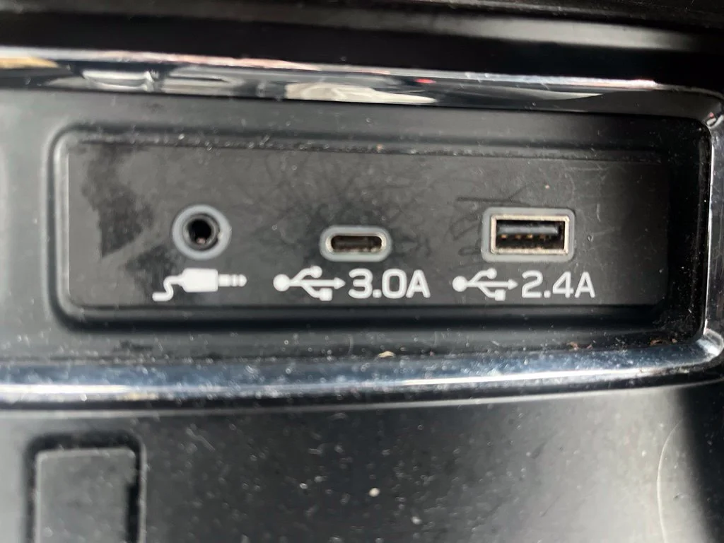 Used 2023 Silver Subaru Base image 15