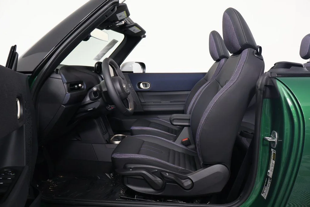 New 2026 British Racing Green MINI Signature Plus image 6