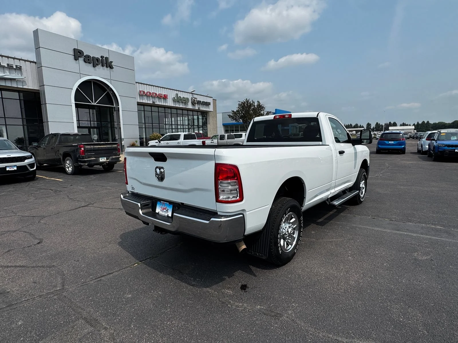 Used 2024  Ram Tradesman image 9