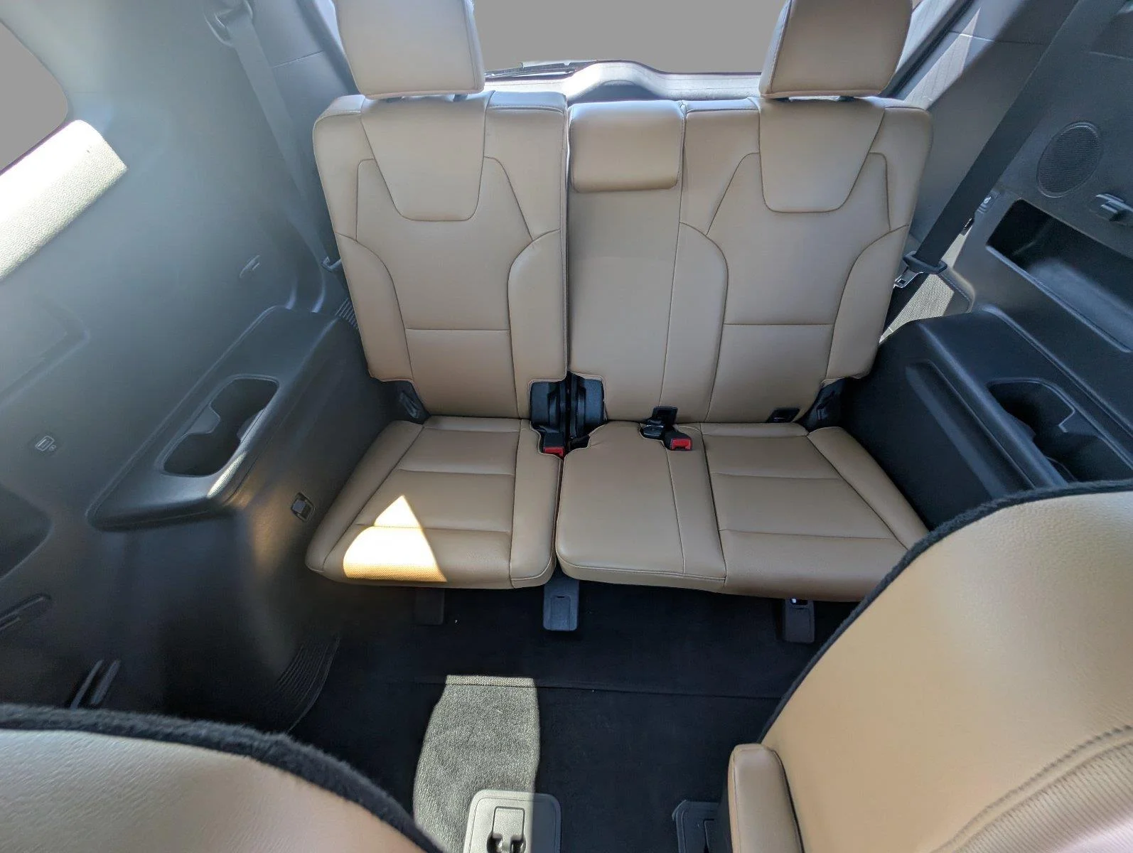 Used 2022 Dark Moss Kia SX image 37