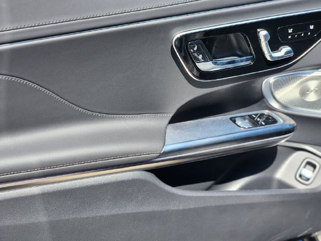 New 2027 MANUFAKTUR exclusive graphite grey magno Mercedes-Benz CLE 53 AMG® image 10