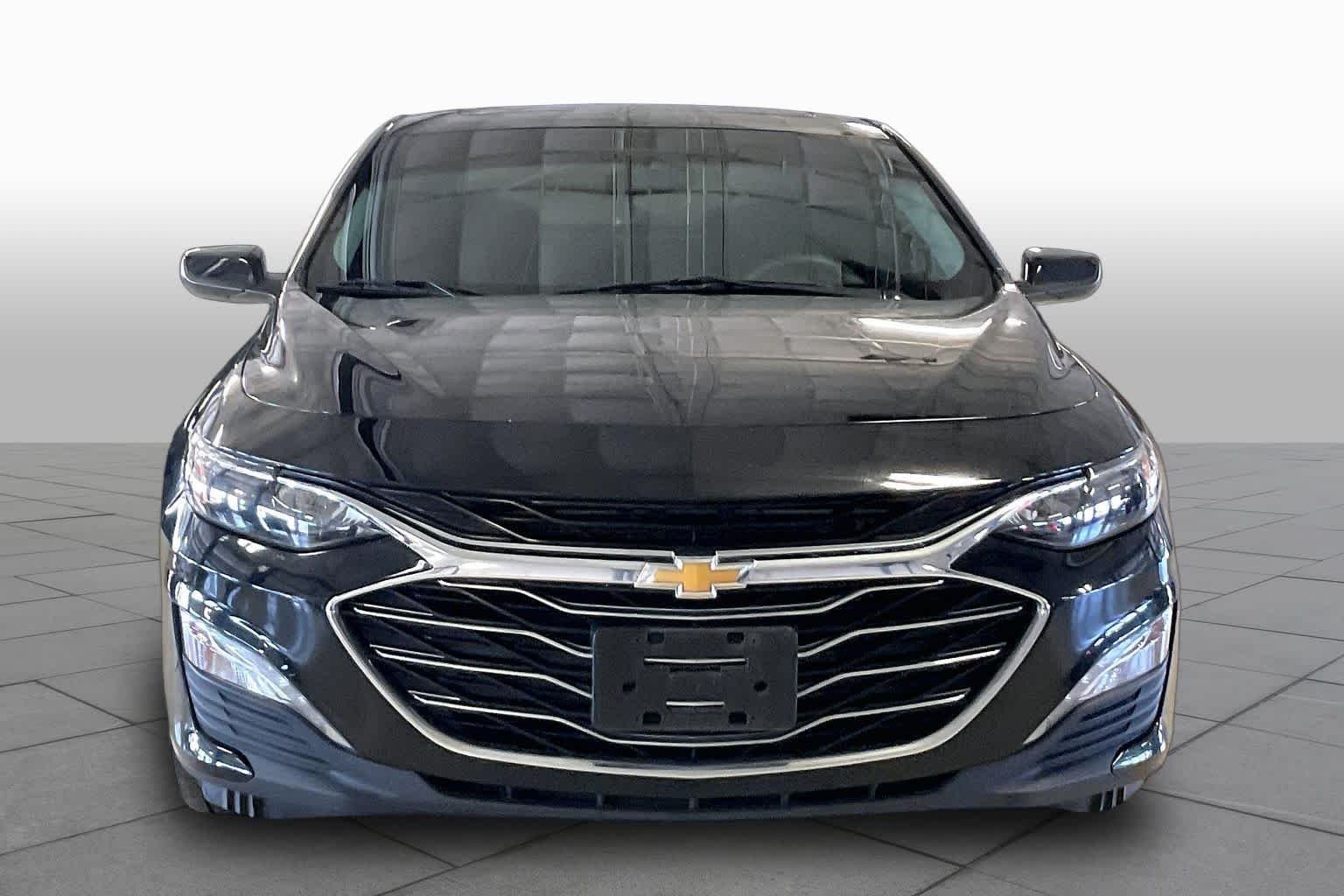 Used 2020 Mosaic Black Metallic Chevrolet LT image 3