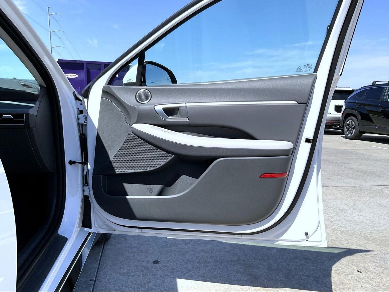 New 2026 White Hyundai SEL Sport image 17
