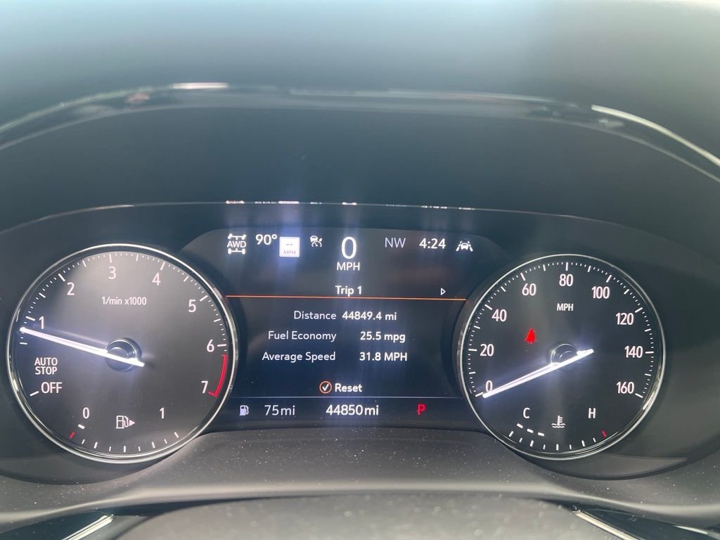 Used 2022 Red Buick Avenir image 16