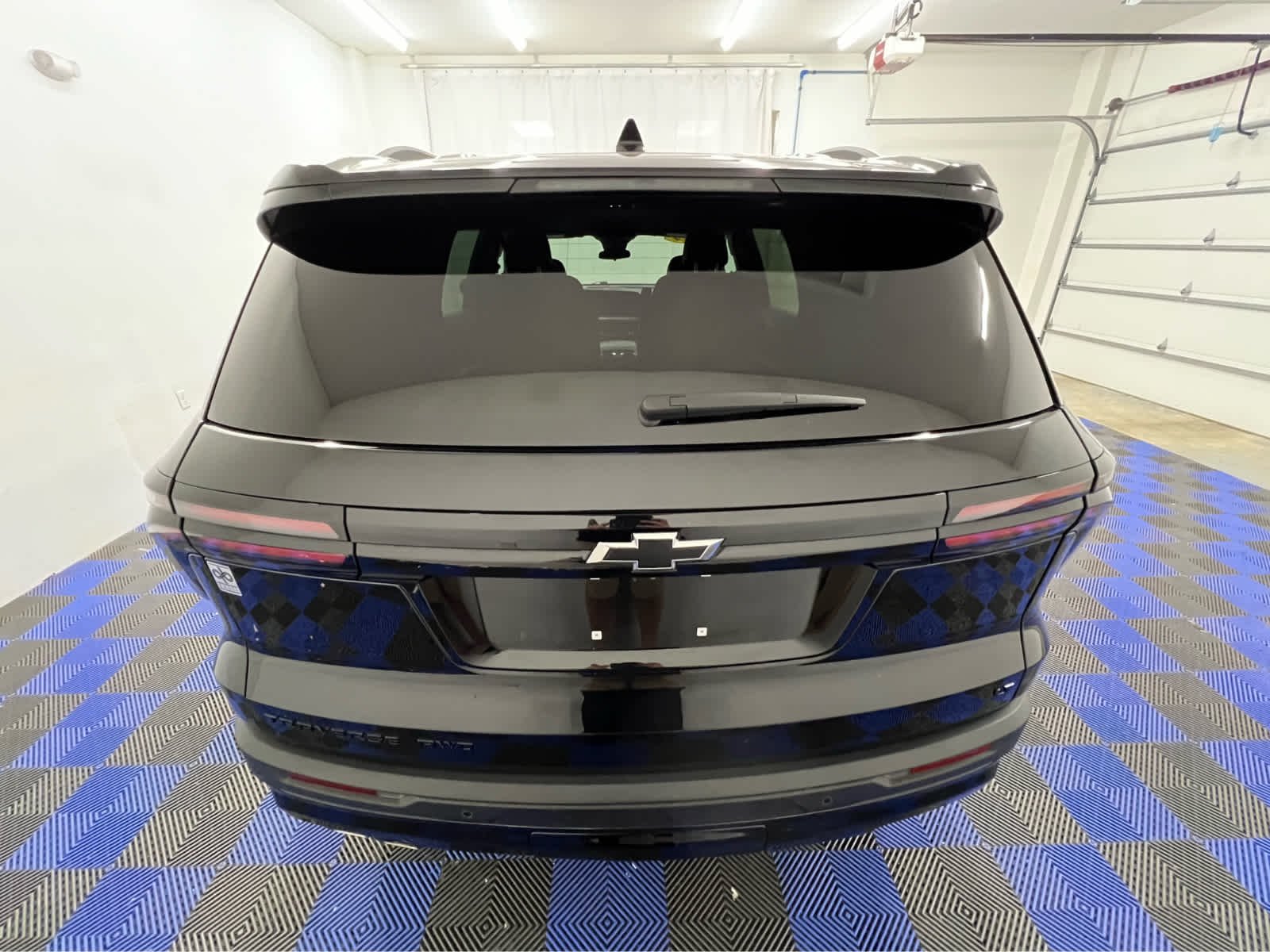 Used 2024 Mosaic Black Metallic Chevrolet AWD LT image 11