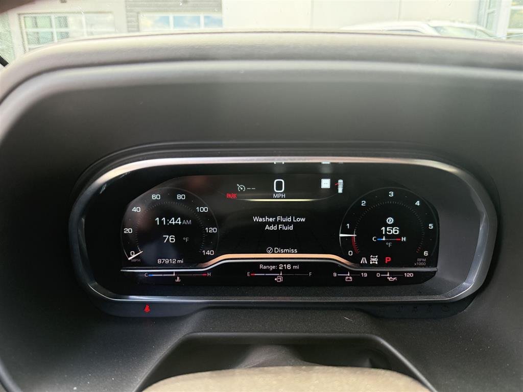 Used 2022 Summit White GMC SLE image 8