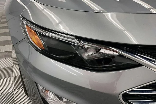 Used 2023 Sterling Gray Metallic Chevrolet LT image 33