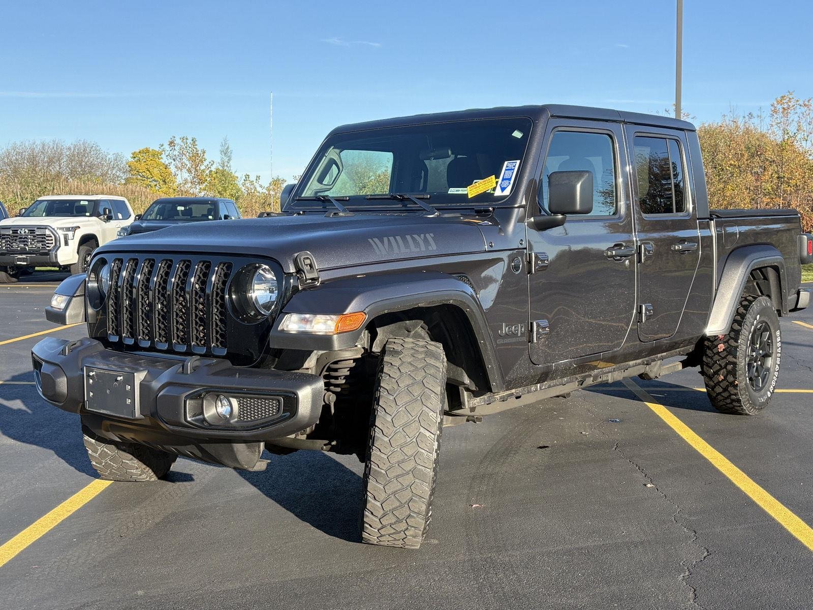 Used 2021 Granite Crystal Metallic Clearcoat Jeep Willys image 6