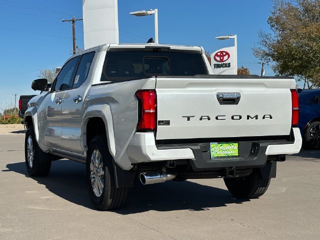 New 2026 Wind Chill Pearl <sup>1</sup> Toyota  Limited image 3