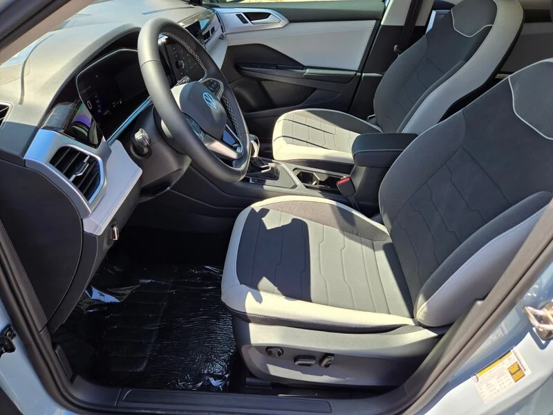 New 2026 Gray Volkswagen 1.5T SE image 6