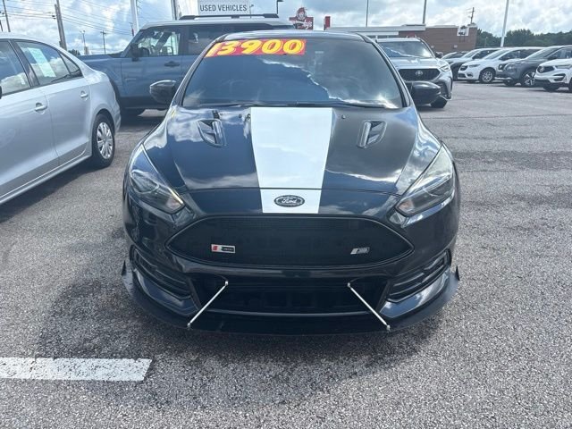 Used 2015 Ford Focus ST with VIN 1FADP3L9XFL247869 for sale in Marion, OH