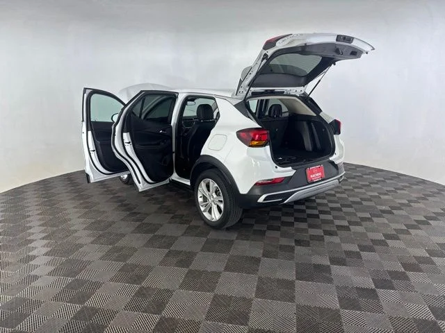 Used 2022 White Buick Preferred image 16