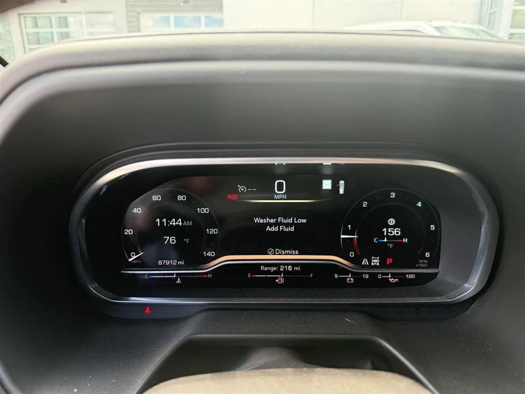 Used 2022 Summit White GMC SLE image 8
