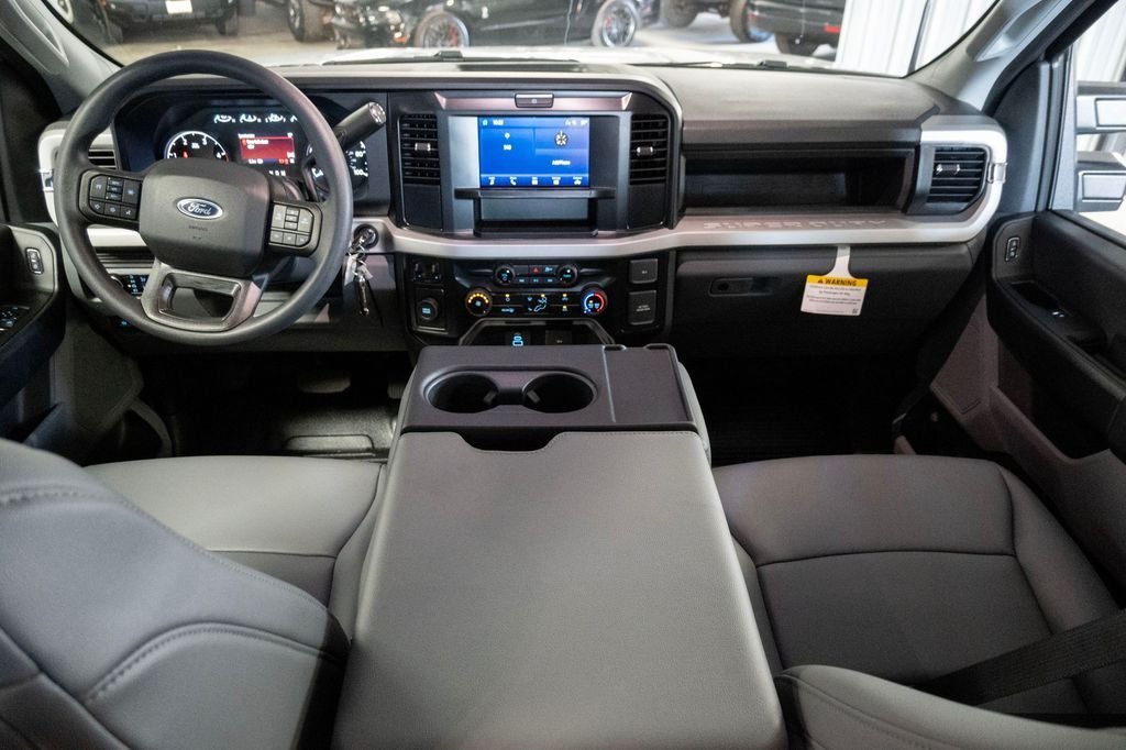 New 2026 Oxford White Ford XL image 19