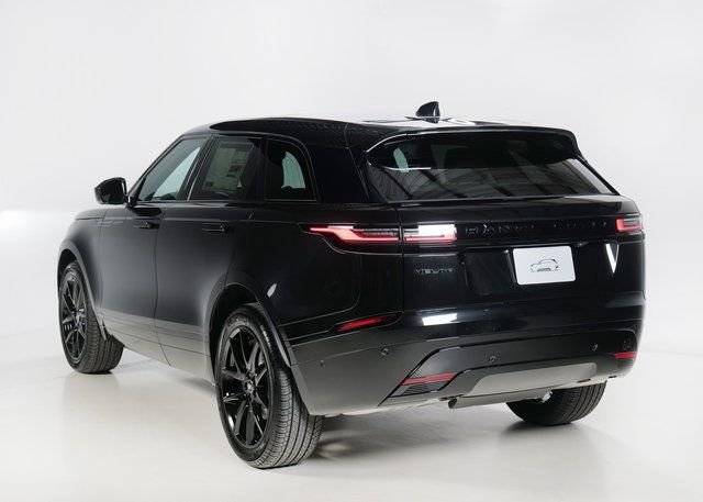 New 2026 Santorini Black Land Rover Dynamic SE image 30