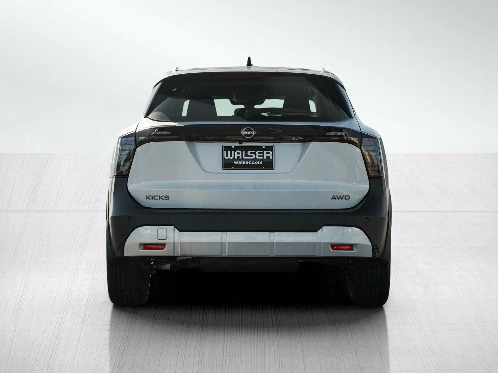New 2026 Aspen White TriCoat / Super Black Two-tone Nissan SV image 5
