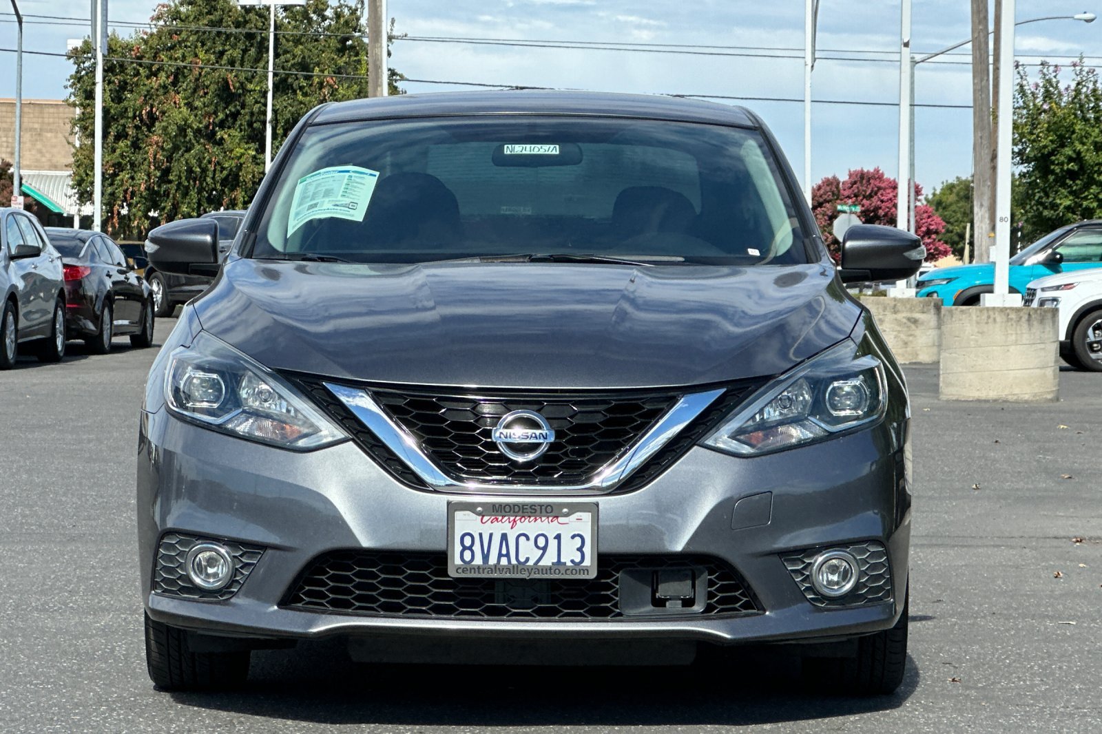 Certified Used 2019 Gun Metallic Nissan SR image 9