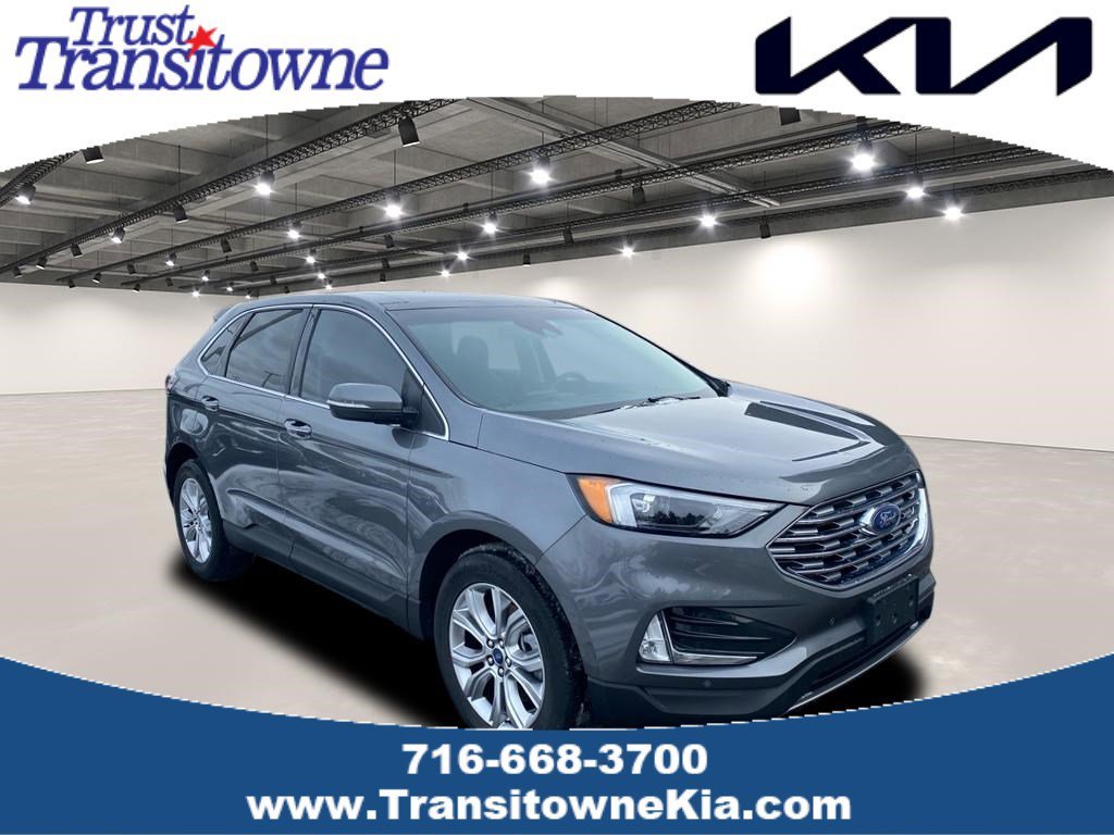 2022 Ford Edge Titanium