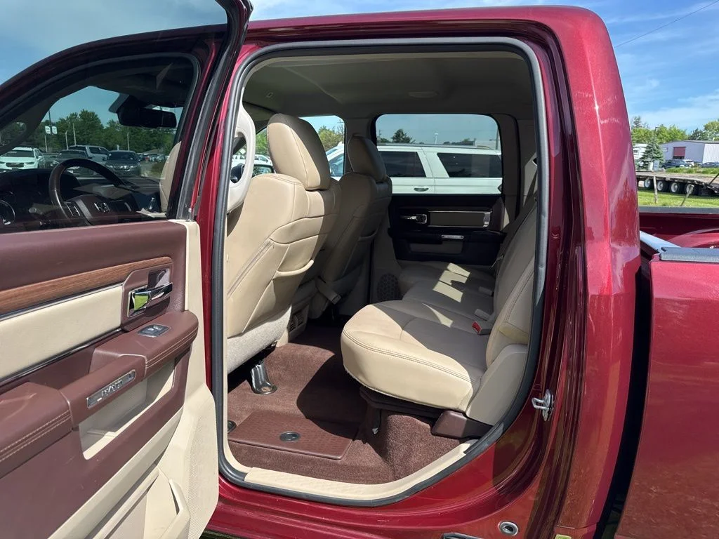 Used 2017 Delmonico Red Pearlcoat Ram Laramie image 30
