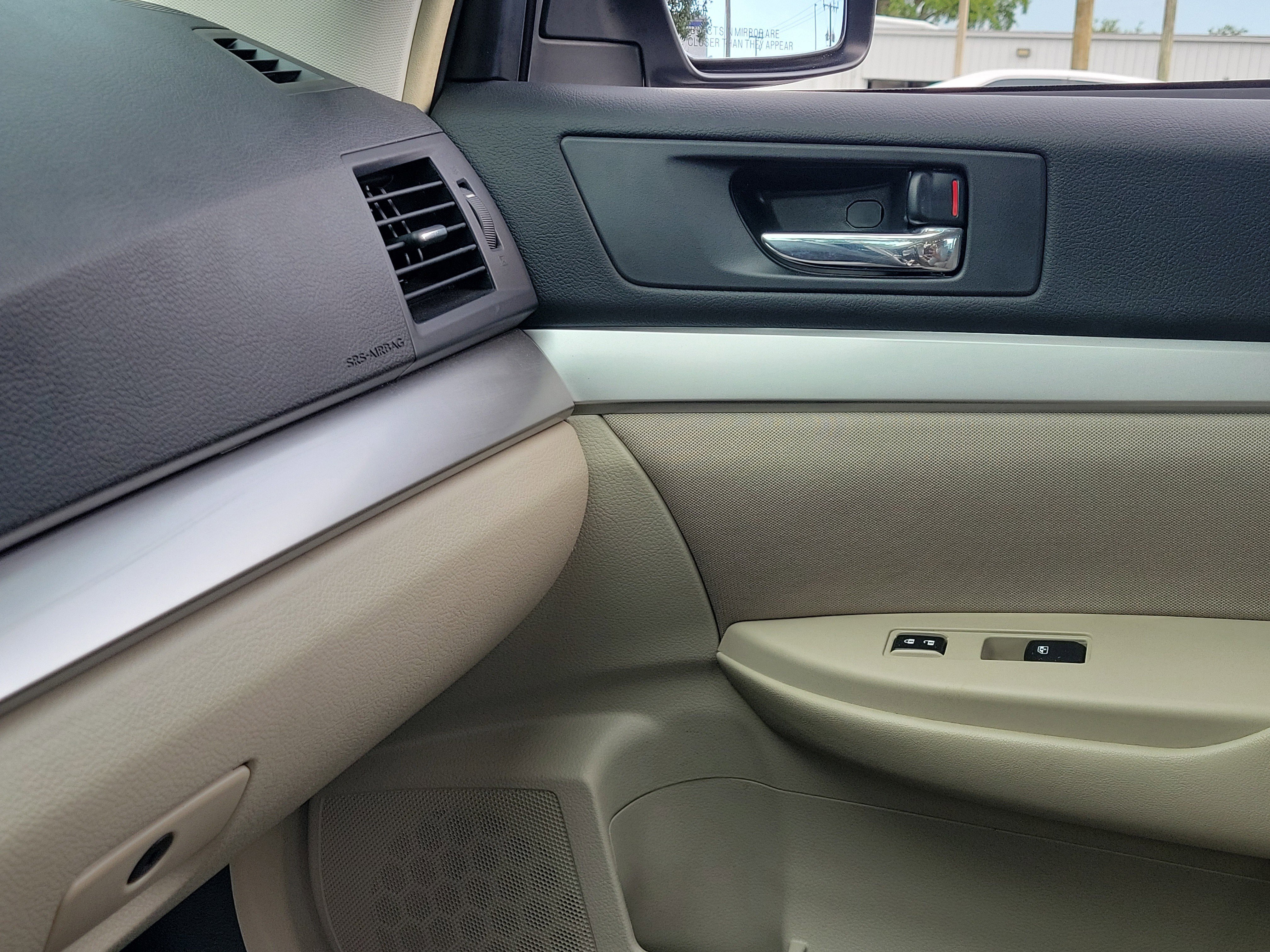 Used 2014 Tungsten Metallic Subaru 2.5i image 30