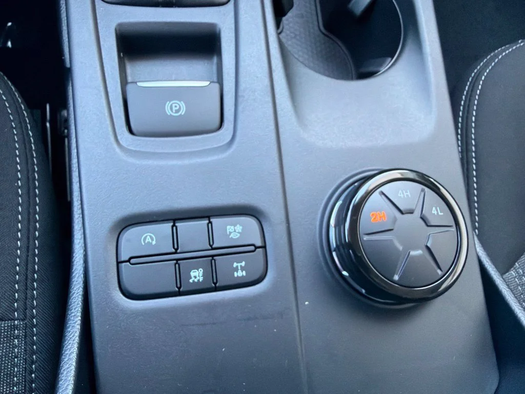 New 2026 Shadow Black Ford XLT image 17