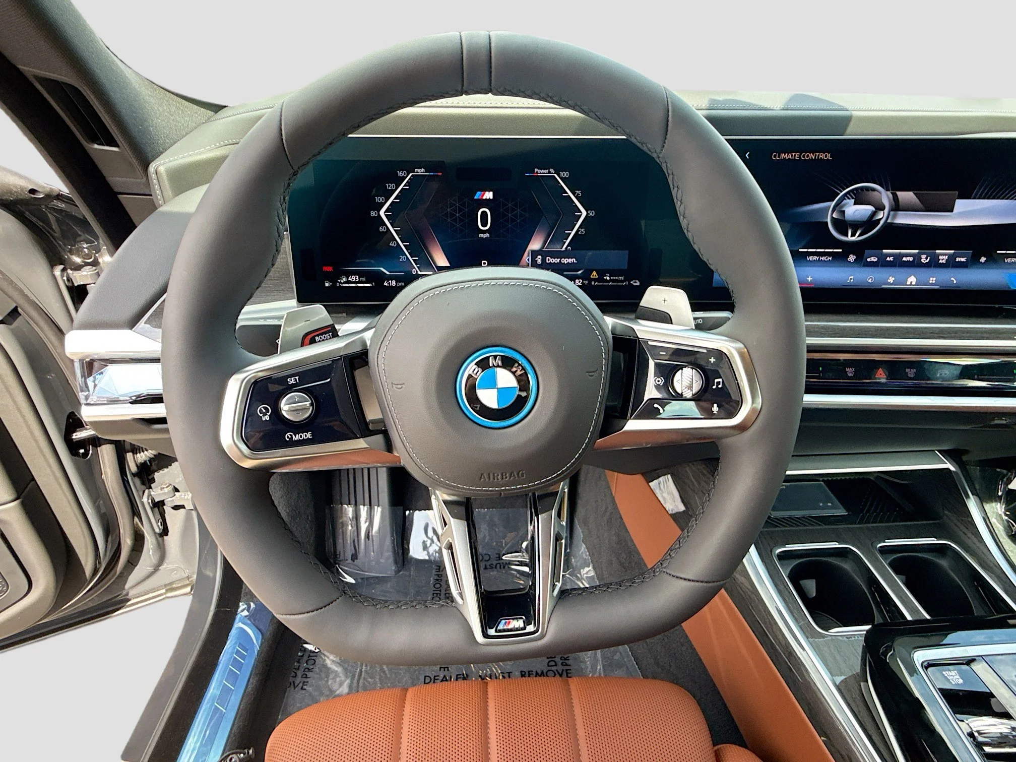 New 2026 Dravit Grey Metallic BMW 750e xDrive image 39
