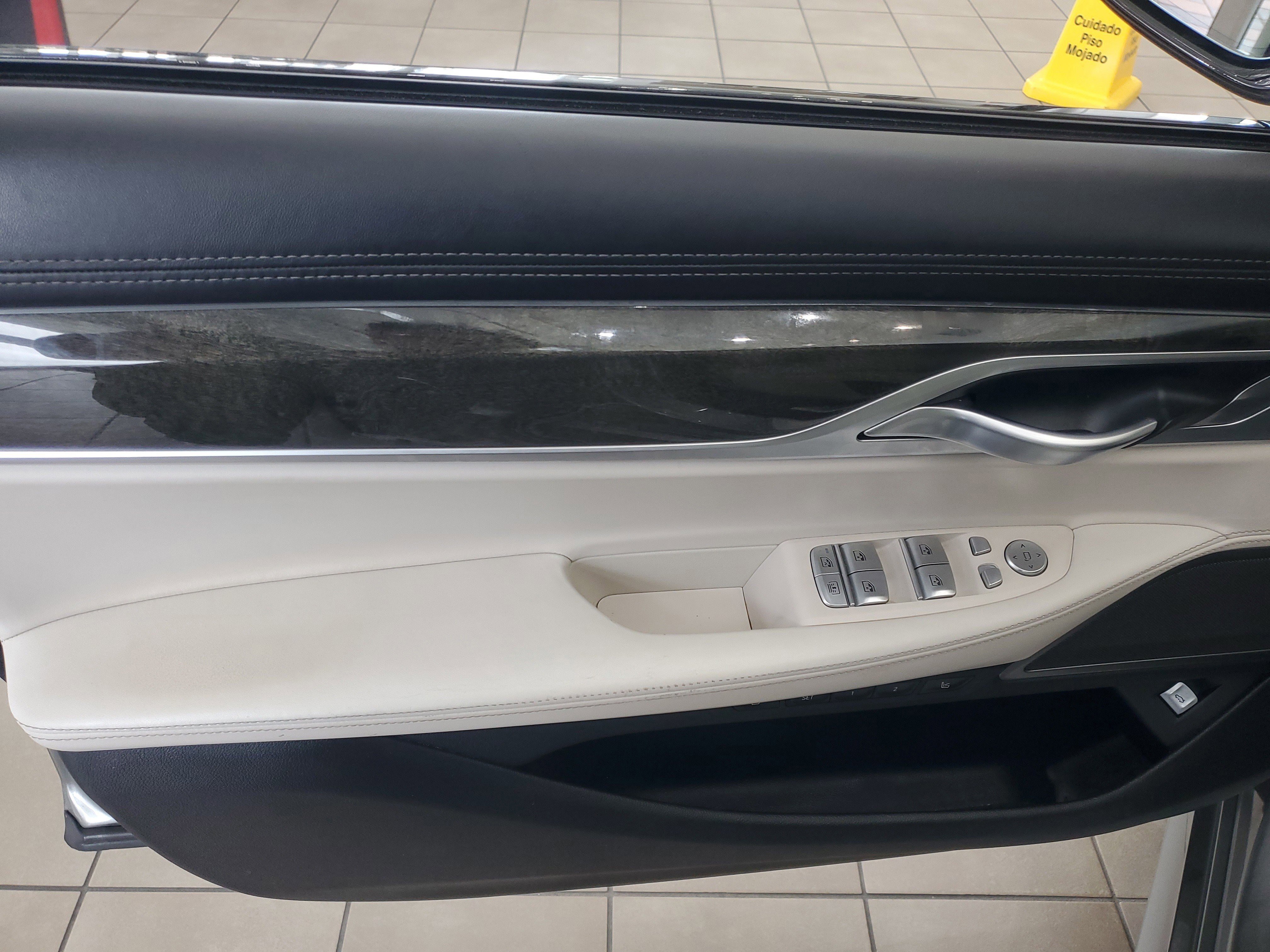 Used 2022 Donington Gray Metallic BMW 750i xDrive image 17