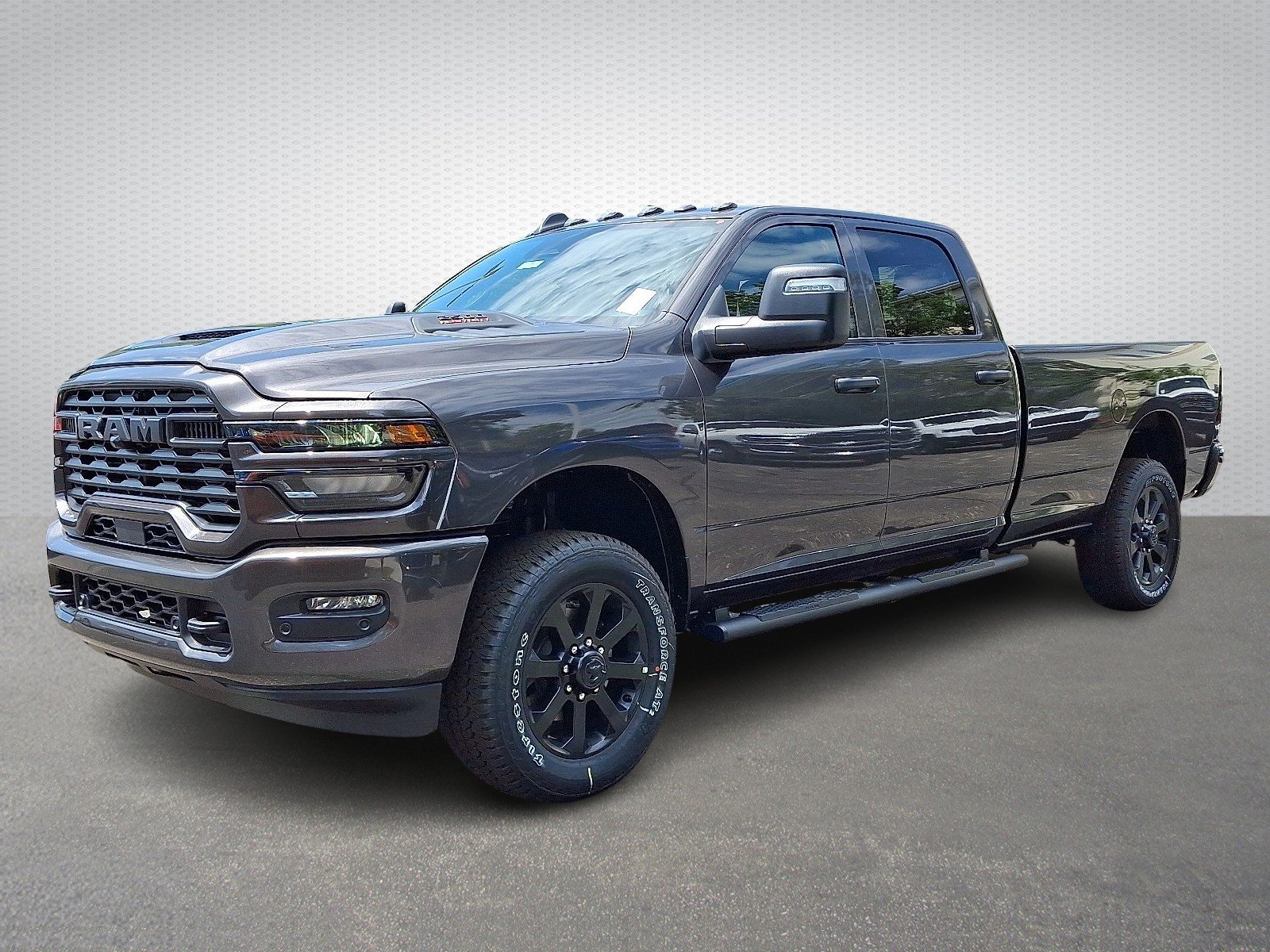 New 2026 Granite Crystal Metallic Clearcoat RAM Black Express Crew Cab 4x4 8" Box image 2