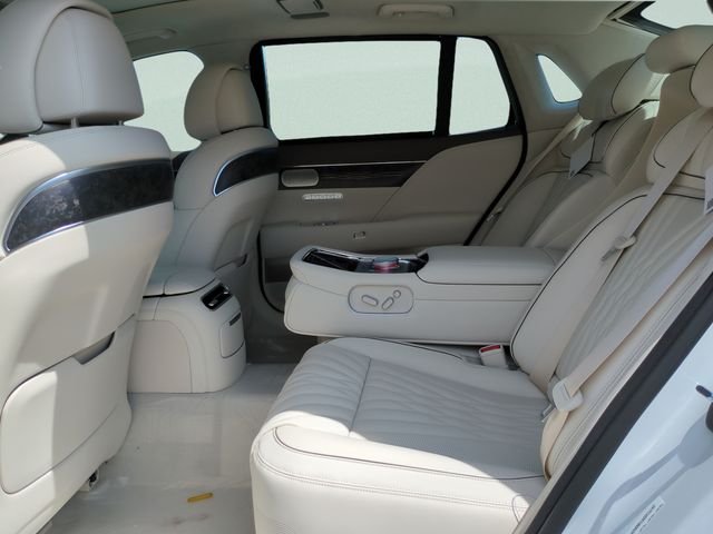 New 2026 White Genesis 3.5T e-SC image 9