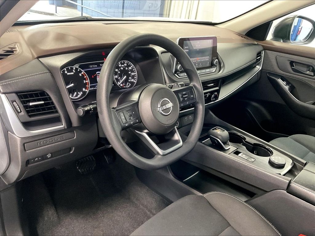 Used 2023 White Nissan S image 8