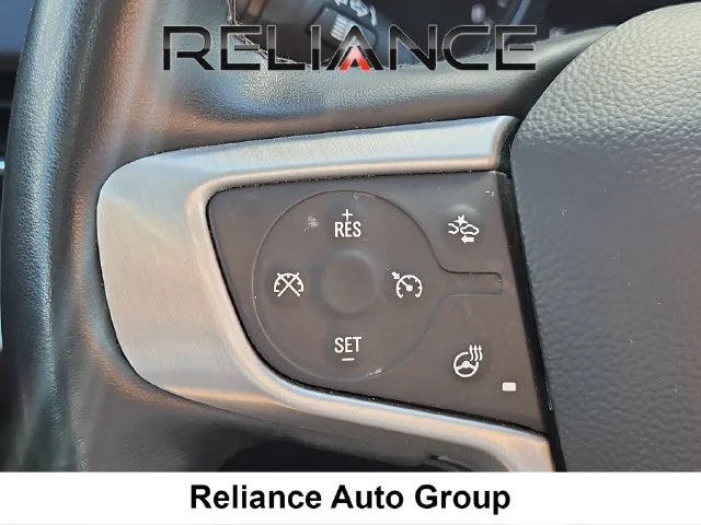 Used 2024 Silver GMC SLT image 24