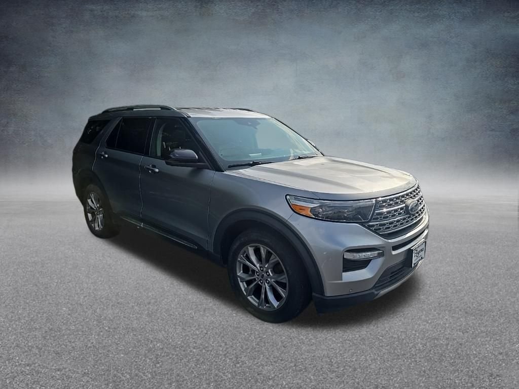 Used 2021 Silver Metallic Ford Limited image 2