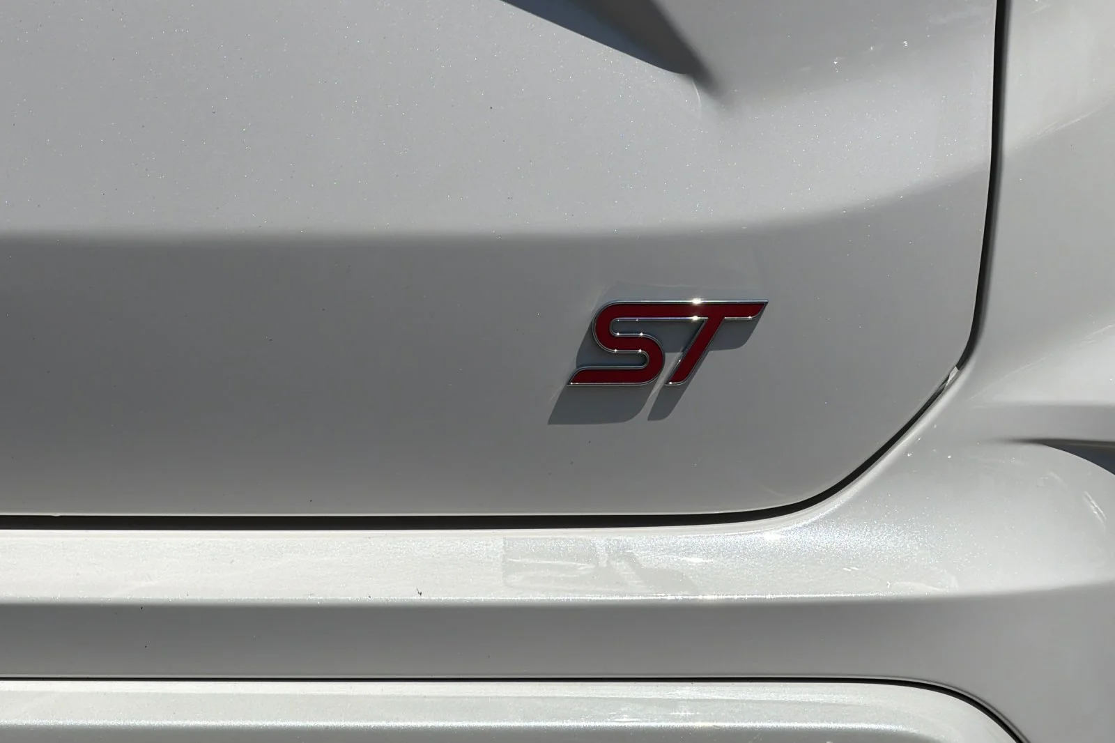 Used 2019 White Ford ST image 28